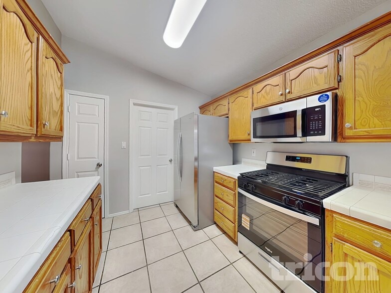 Building Photo - 6708 Valle Verde Rd NW