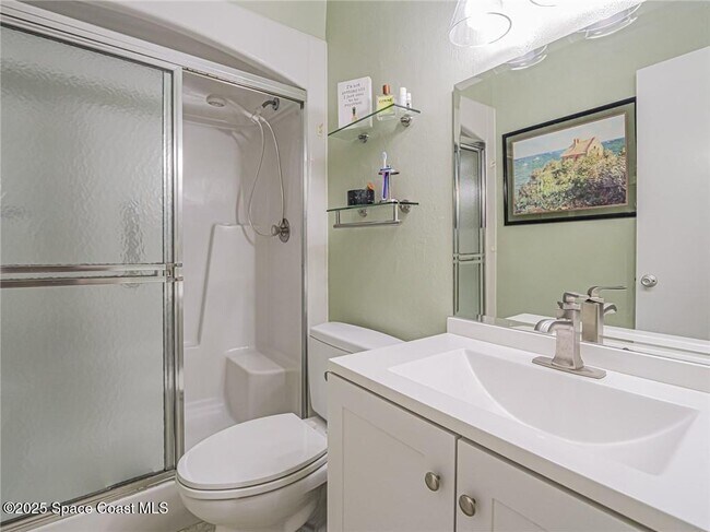 Building Photo - 1 Vista Palm Ln