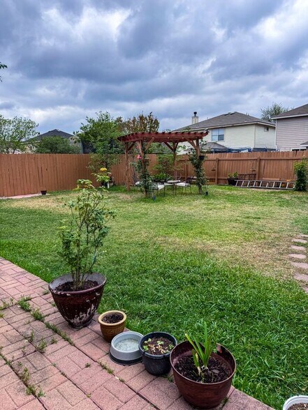 Building Photo - 7419 Tranquillo Way