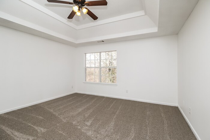 Building Photo - 195 Cinnamon Oak Cir