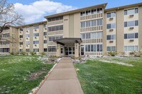 Building Photo - Coming Soon – Beautifully Updated Condo in...