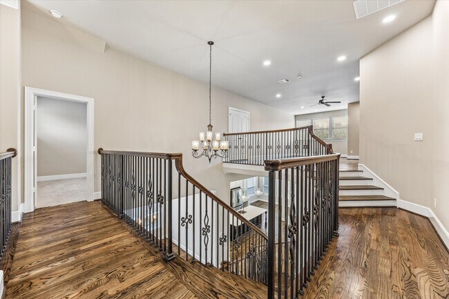 Building Photo - 2940 Payson St