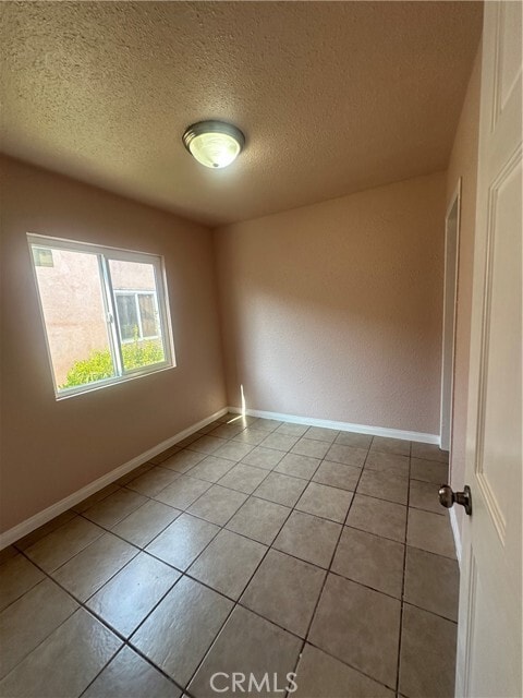 Building Photo - 4243 Burns Ave