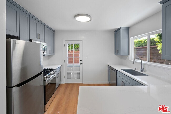 Building Photo - 1408 17th St