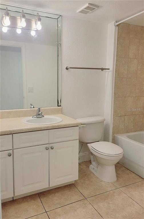 Building Photo - 4528 Commander Dr