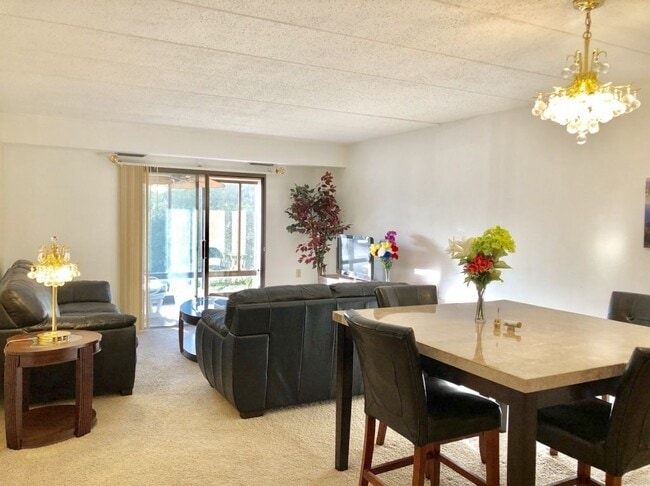 Building Photo - 227 Canal Park Dr