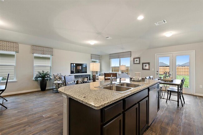 Building Photo - 500 Cassandra Dr
