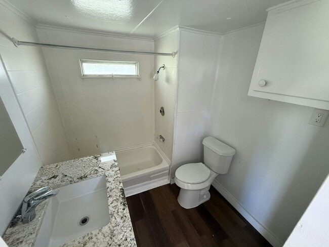 Building Photo - 925 Ponce De Leon Blvd