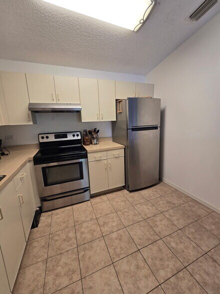 Building Photo - 3650 N 56th Ave