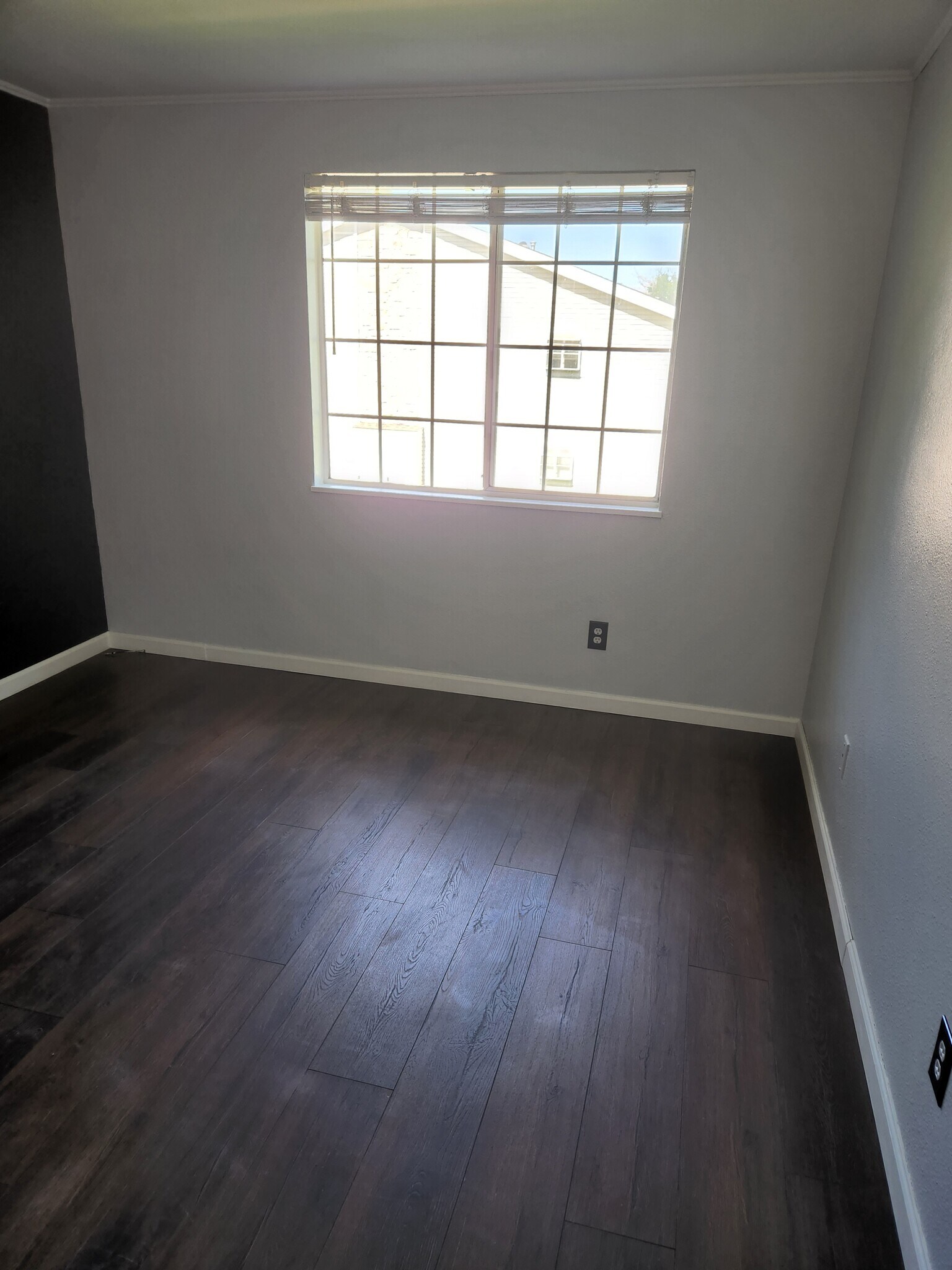 1st bedroom - 14161 E Jewell Ave