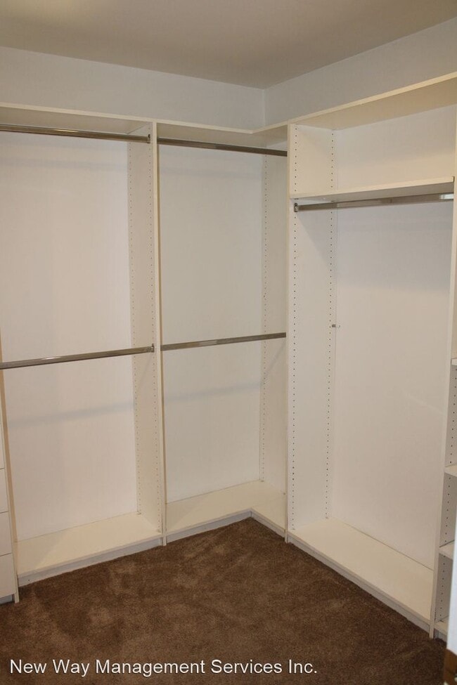 Building Photo - 5 br, 3 bath House - 209 Rossi Avenue, Unit A