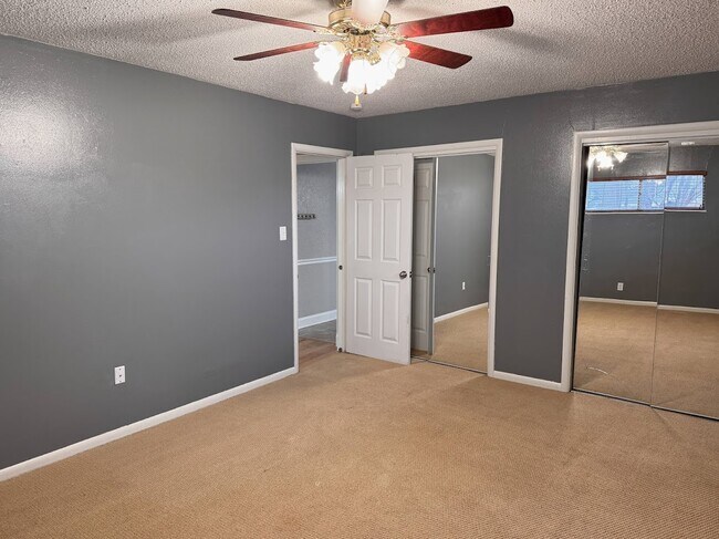 Building Photo - 4715 Coronado Ave