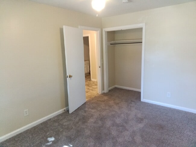 Building Photo - 3309 10th St