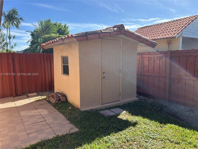 Building Photo - 14670 SW 49th St