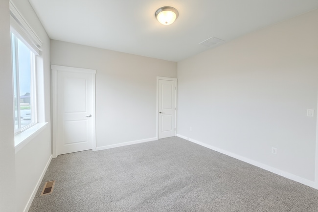 Building Photo - ENHANCED PRICE FOR QUICK MOVE IN!