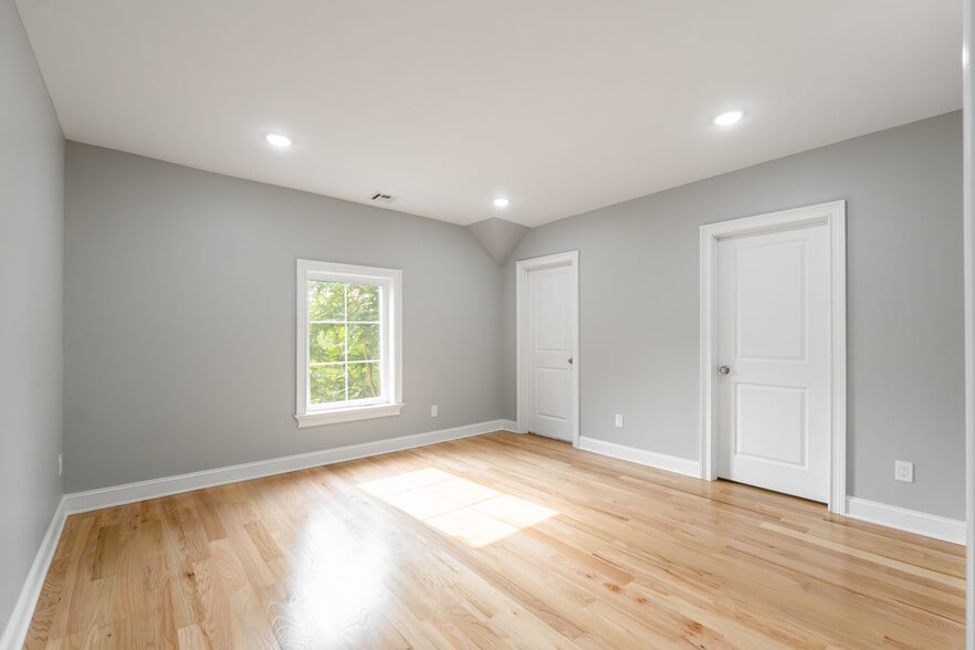 Building Photo - 3 Mount Vernon Ave