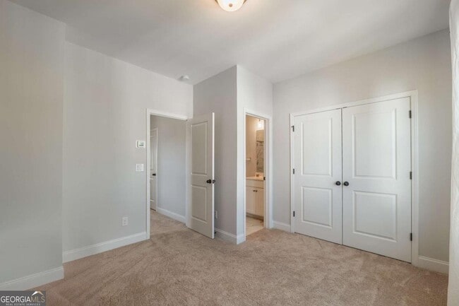 Building Photo - 313 Skylar Way SE