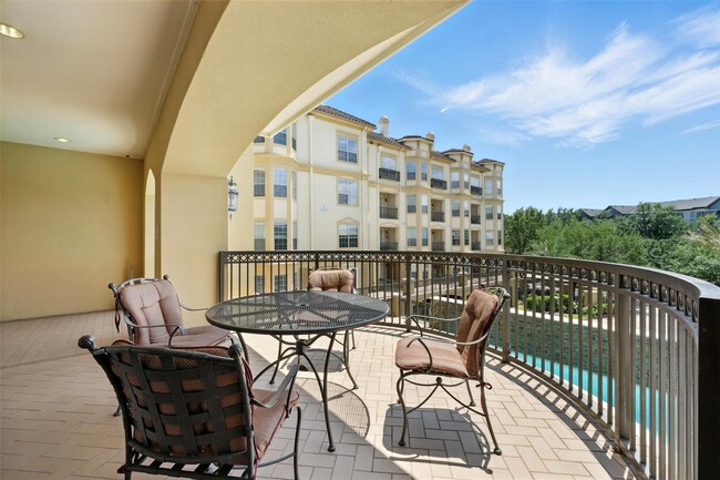 Building Photo - 7575 Kirby Dr