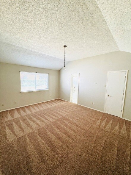 Building Photo - 5731 Emrose Terrace