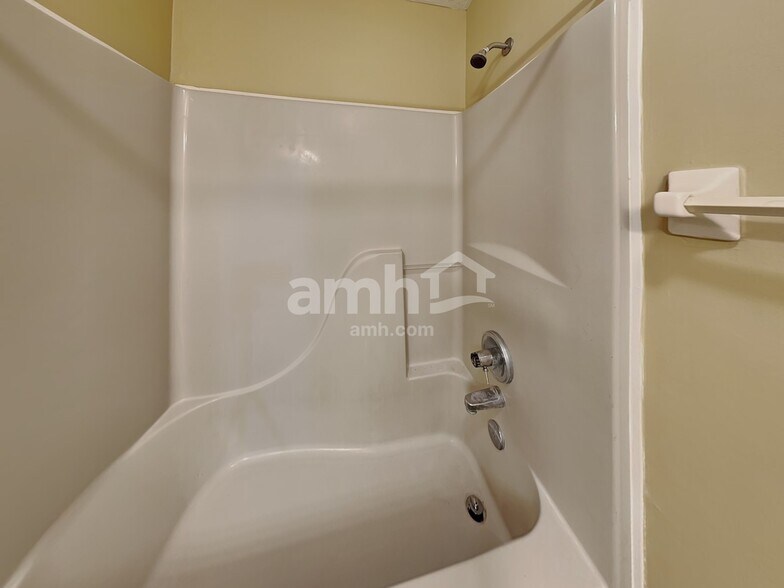 Building Photo - 5948 Doverton Dr