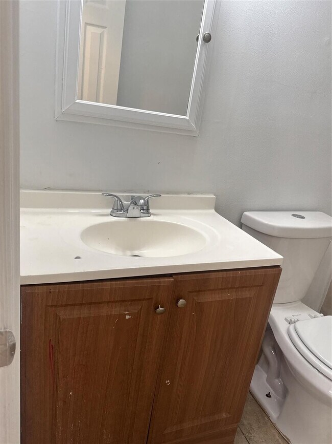 Building Photo - 7427 SW 13th St