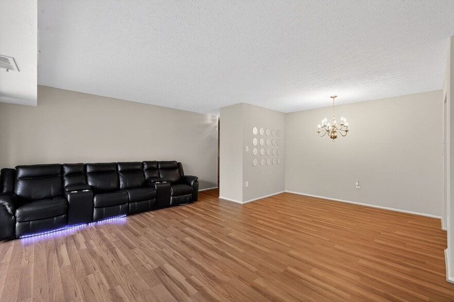 Building Photo - 5200 Newton St