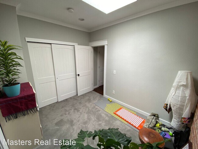 Building Photo - 2 br, 2 bath House - 624 W 2nd Ave