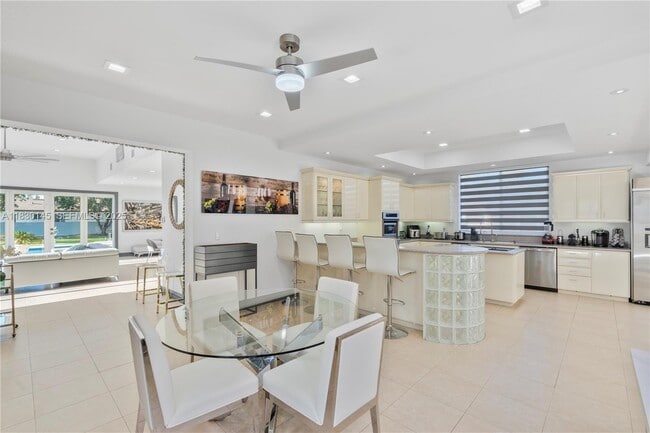 Building Photo - 13815 SW 38th St