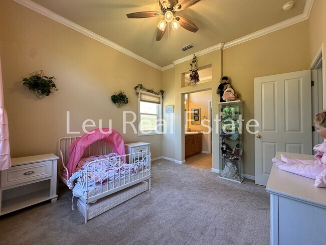 Building Photo - 131 Gage Ct