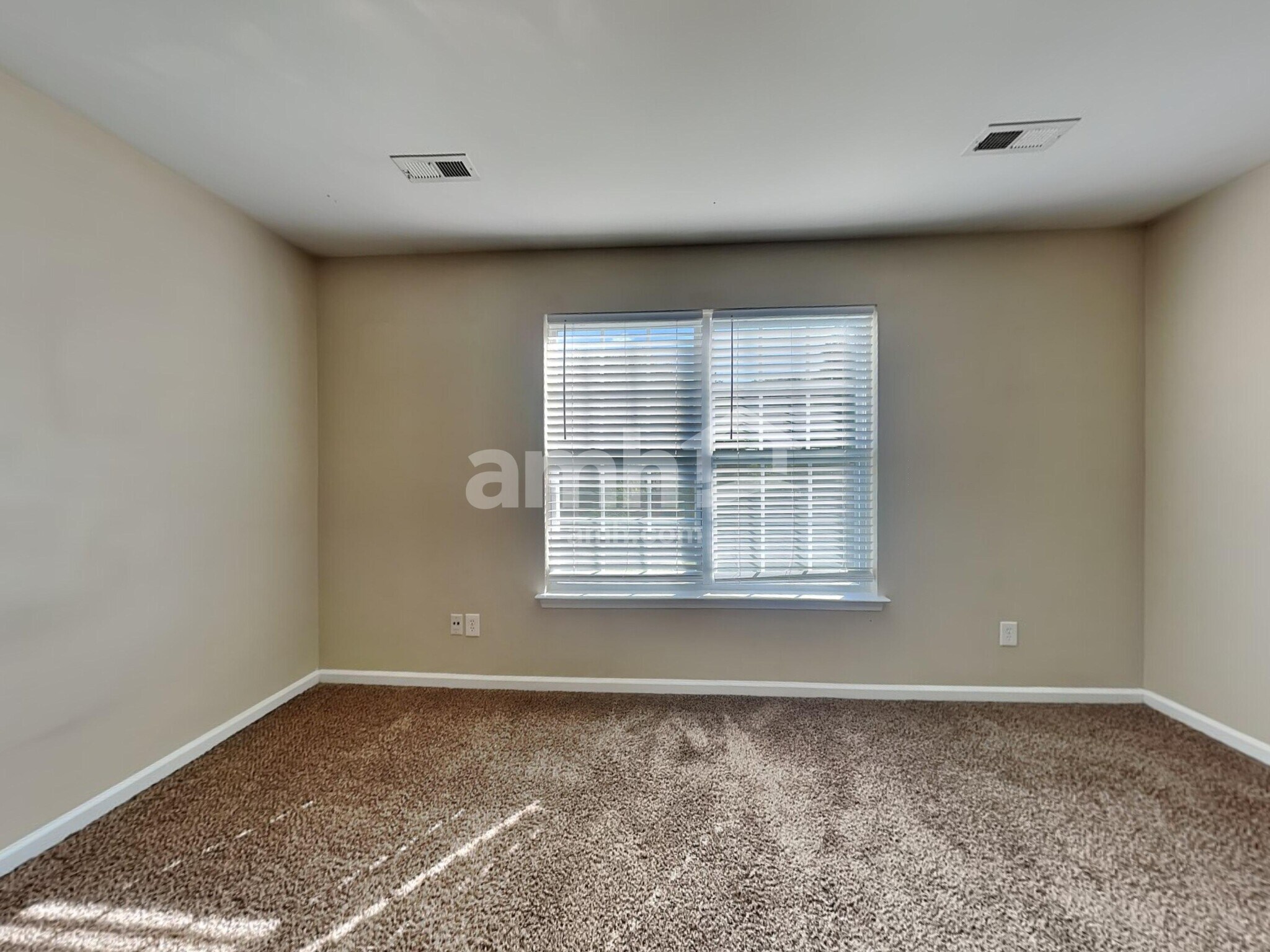 Building Photo - 4 Sandwort Ln