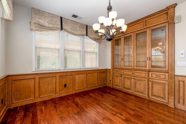 Building Photo - 3102 Cassia Ct