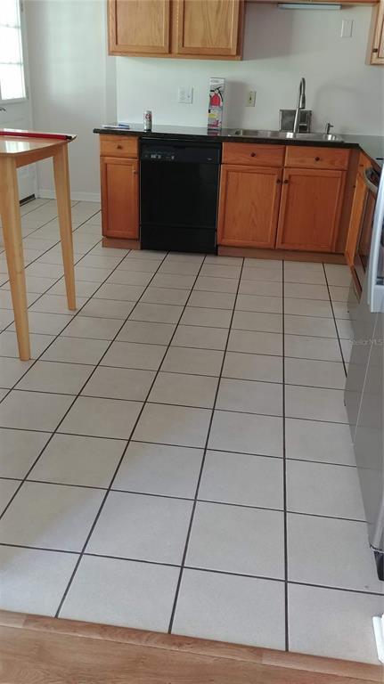 Building Photo - 411 Sandspur Rd