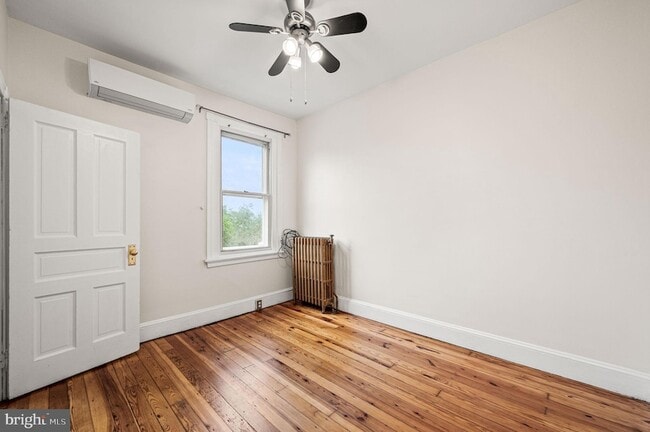 Building Photo - 3740 Manayunk Ave
