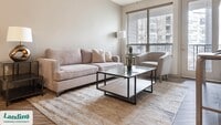 Building Photo - 5800 Highlands Plaza Dr