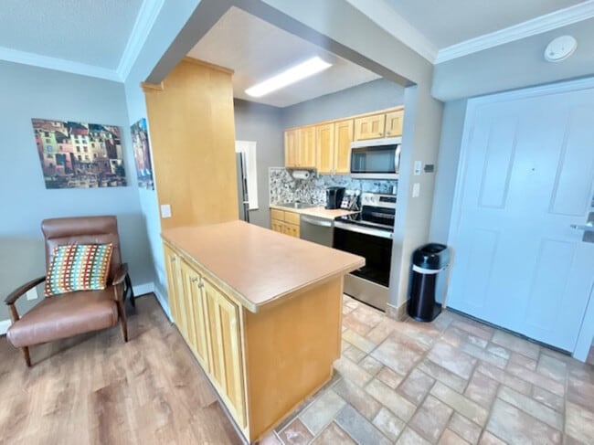 Building Photo - 303 Atlantic Ave