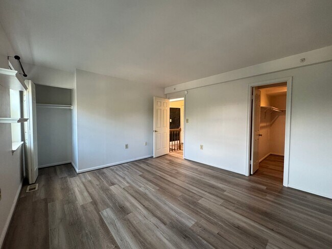 Building Photo - Bright and Cozy 1 Bed 1 Bath Condo In Beau...
