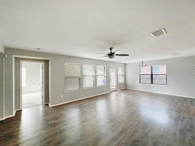 Building Photo - 2107 Outpost Dr