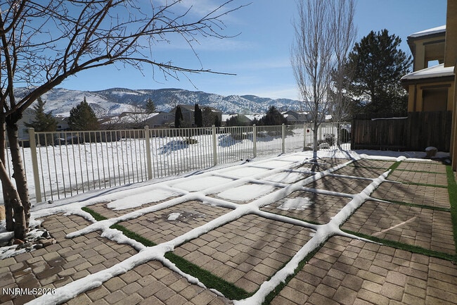 Building Photo - 10890 Serratina Dr