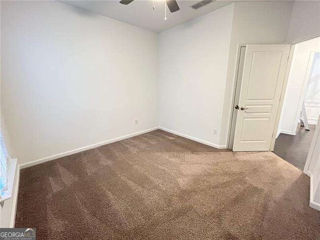 Building Photo - 319 Dexter Dr