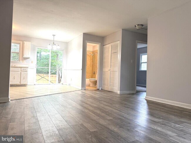 Building Photo - 45766 Guenther Dr