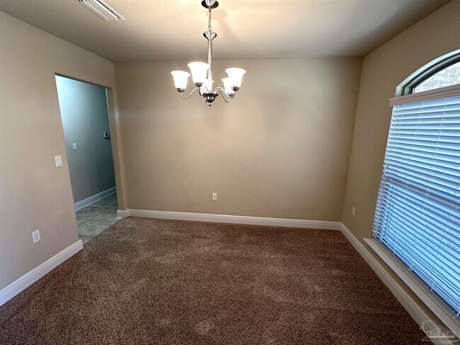 Building Photo - 4700 Belvedere Circle