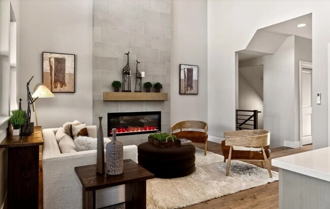 Building Photo - Gorgeous 3 Bedroom with Loft and Bonus Room! High Ceilings! Pantry! Keyless Entry! Double Oven & ...