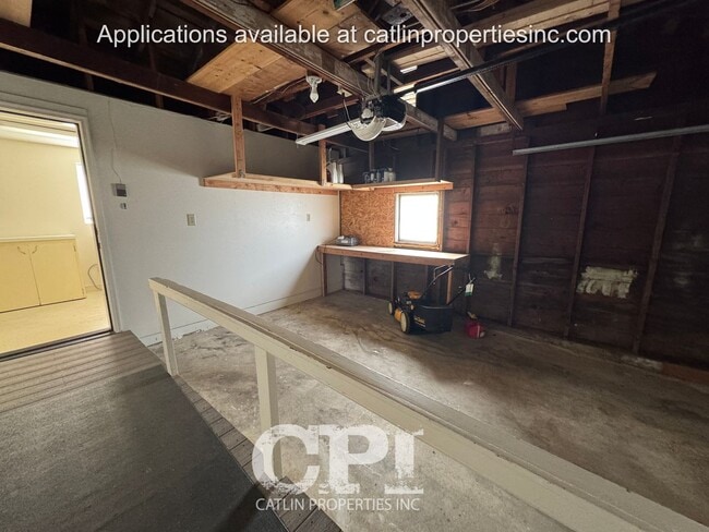 Building Photo - 532 Davidson Avenue