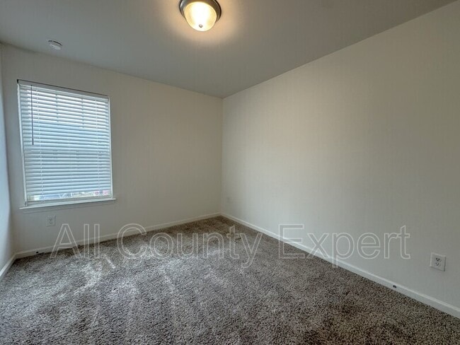 Building Photo - 5190 Glade Park Dr