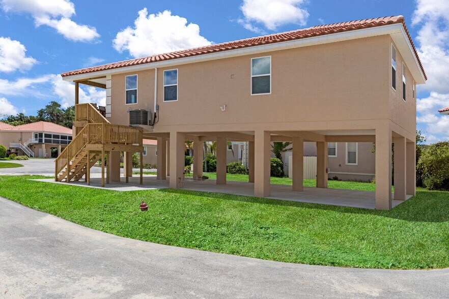 Building Photo - 4857 S Amstel Dr