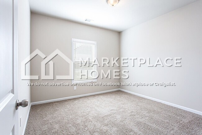 Building Photo - 230 W L Miller Dr