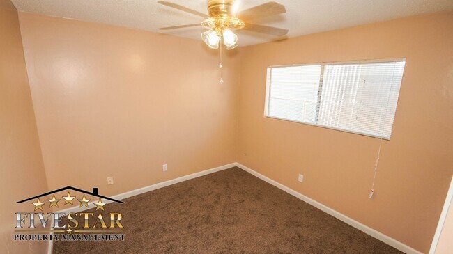 Building Photo - Apartment for Rent on 3017 "Q" Street Apt B