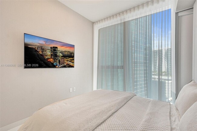 Building Photo - 300 Biscayne Blvd Way