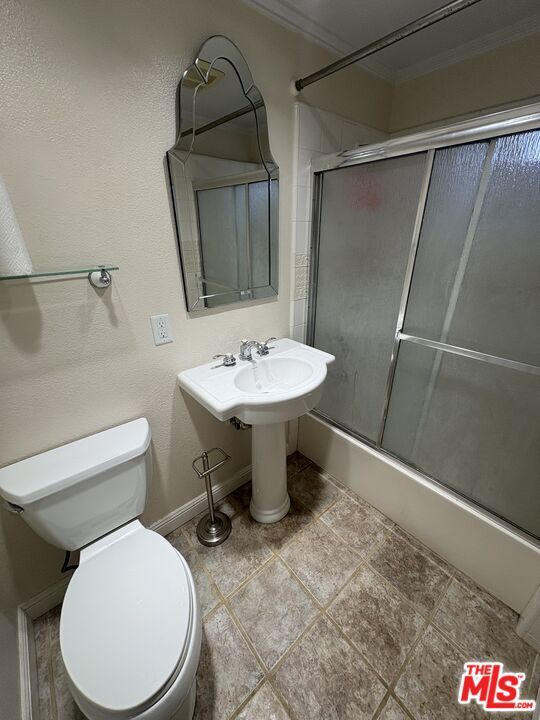 Building Photo - 2417 Andreo Ave