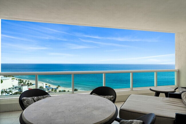 Building Photo - 101 S Fort Lauderdale Beach Blvd